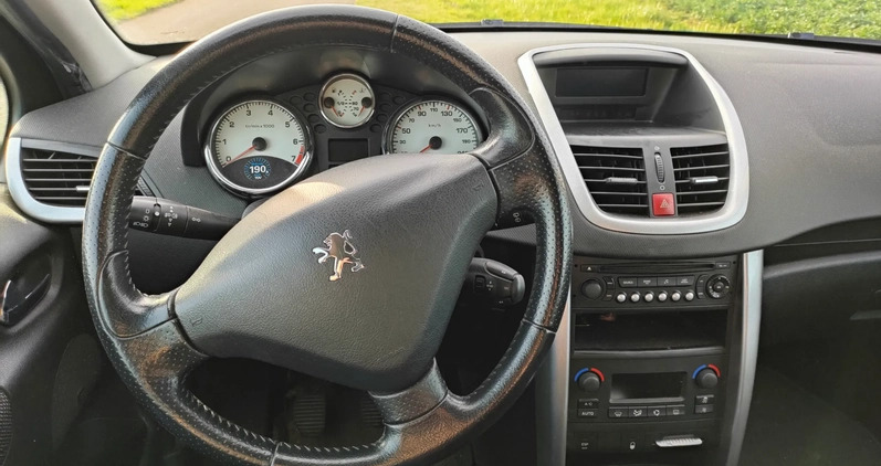 Peugeot 207 cena 9459 przebieg: 199999, rok produkcji 2006 z Borne Sulinowo małe 56